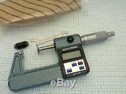 Digital Disk Micrometer 25-50mm. Mitutoyo Series 323-102