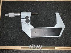 Digital Mitutoyo micrometer set 0-1 and 3-4
