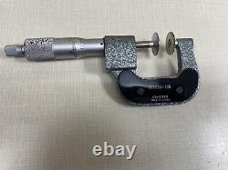 MITUTOYO 0-1 Inch Digit DISC FLANGE MICROMETER # 223-125 with case + wrench