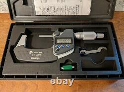 MITUTOYO 1-2 Inch DIGITAL MICROMETER NO 293-341-30 with CASE & 1 INCH STANDARD