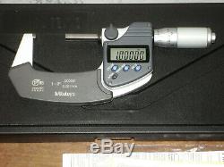 MITUTOYO 1-2 Inch DIGITAL MICROMETER NO 293-345 with CASE & 1 INCH STANDARD