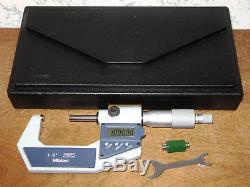 MITUTOYO 1-2 Inch DIGITAL MICROMETER NO 293-722-30 with CASE & 1 INCH STANDARD