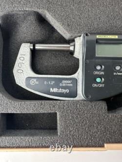 MITUTOYO 293-676 DIGITAL MICROMETER- Works Needs Battery