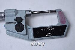 Mitutoyo 0-1, 406-711-10 micrometer and Metric Digital Non-Rotating Spindle