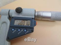 Mitutoyo 0-1 Digital Micrometer With Case 389-711-30