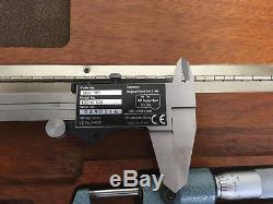 Mitutoyo 0-6 Digital Caliper 500-196-30, Digital Micrometer 0-1 in Wood box