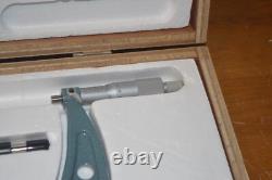 Mitutoyo 103-148-10 Outside Micrometer 275-300mm