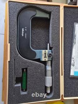 Mitutoyo 1-2 digital micrometer