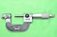 Mitutoyo 226-137 Digit Thread Micrometer 0-1.001 Range No Case or Anvils