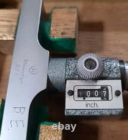 Mitutoyo 229-132 Digital Depth Micrometer DMC 0-6 K. Japan Original Wood Box
