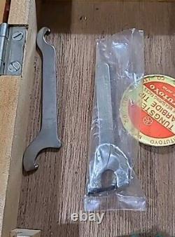Mitutoyo 229-132 Digital Depth Micrometer DMC 0-6 K. Japan Original Wood Box