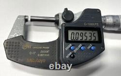 Mitutoyo 293-330-30 Digimatic Micrometer, 0-1/0-25mm Range. 00005/0.001mm