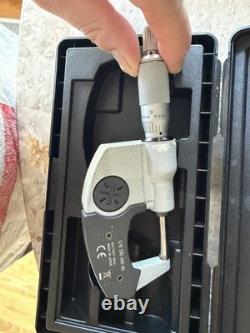 Mitutoyo 293-340-30 Digital Micrometer 0-1 Range, 0.00005 Resolution withCase
