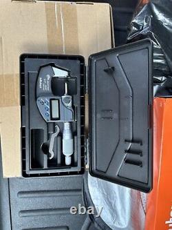 Mitutoyo 293-340-30 IP65 0-1 Digimatic Micrometer
