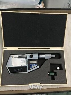 Mitutoyo 293-712 Digital Micrometer 1-2/. 00005. 1 In Standard In Case Used