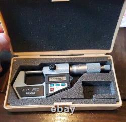 Mitutoyo 293-721-10 Digital Micrometer 0-1 with case