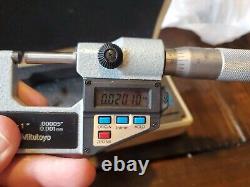 Mitutoyo 293-721-10 Digital Micrometer 0-1 with case