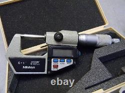 Mitutoyo 293-721-10 Digital Micrometer 0-1 with case