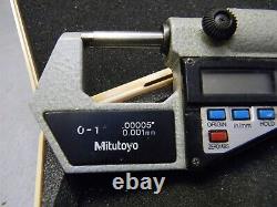 Mitutoyo 293-721-10 Digital Micrometer 0-1 with case