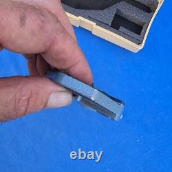 Mitutoyo 293-761-30 Digital Micrometer, 0-1/0-25.4mm Range. 00005/0.001mm