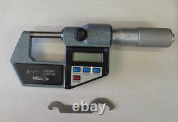 Mitutoyo 293-765-10 Digital Micrometer 0-1 with Case