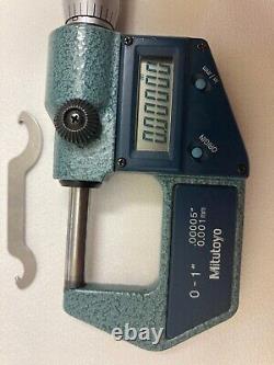 Mitutoyo 293-765-30 digital micrometer 0-1