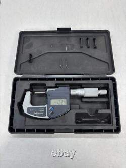 Mitutoyo 293-831-30 Digital Micrometer 0-1 (25.4mm)