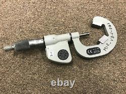 Mitutoyo 314-353-30 1 to 1.6 SAE & Metric Digital V-Anvil Outside Micrometer