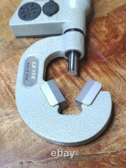 Mitutoyo 314-712-30 V- Anvil Digital Micrometer 0.4-1 WithData Port Great Shape