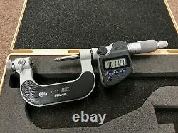 Mitutoyo 326-352-30 1 to 2 SAE & Metric Digital Screw Thread Micrometer