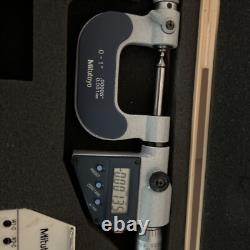 Mitutoyo 326-711-30 Digital Thread Micrometer 0-1