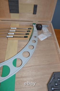 Mitutoyo 340-524 Outside Digital Micrometer 700-800mm