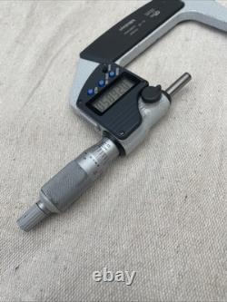 Mitutoyo 395-353 Spherical LCD Face Micrometer, Ratchet Stop, 2-3