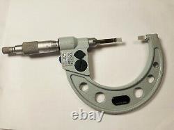 Mitutoyo 422-312-10 1-2 Digital Blade Micrometer with 1 Standard and Case