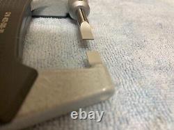 Mitutoyo 422-330-30 Digital Blade Micrometer, 0-1/0-25.4mm