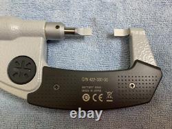 Mitutoyo 422-330-30 Digital Blade Micrometer 0-1