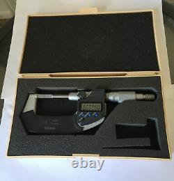 Mitutoyo 422-330 BLM-1M Blade Micrometer, Type A, 0-1, 0.00005/0.001 mm