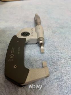 Mitutoyo 422-360 digital blade micrometer 0-1