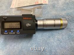 Mitutoyo 468-279 Digital 3-Point Bore Micrometer 9-10(228.6-254.0MM)