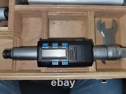 Mitutoyo 468-978 Digital 3-Point Internal Micrometer Kit, 0.8 to 2