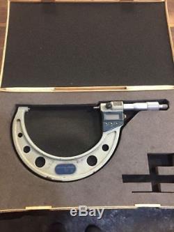 Mitutoyo 4-5 x. 0001 Digital Outside Micrometer with Case