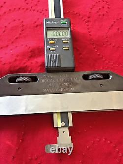 Mitutoyo Absolute Digimatic Electronic Depth Gage and Wooden Case