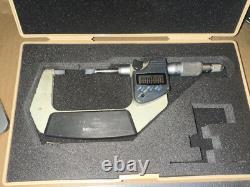 Mitutoyo Digital Blade Micrometer 1-2.00005
