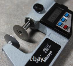 Mitutoyo Digital Disc Micrometer Model 323-711 GMA-1 DM n With Case & Manual