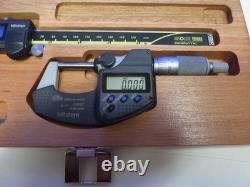 Mitutoyo Digital Micrometer (293-340-30) & Caliper (500-196-30) Set