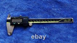 Mitutoyo Digital Micrometer (293-340) & Caliper (500-196-30) Set
