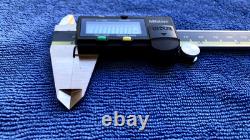 Mitutoyo Digital Micrometer (293-340) & Caliper (500-196-30) Set