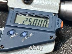 Mitutoyo Digital Micrometer 293-522-30, 25-50 mm 0.001mm, incl. 167-101 25mm std