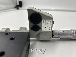 Mitutoyo Digital Micrometer 350-714-30 with Newport 426 series stage