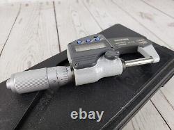 Mitutoyo Digital Micrometer Digimatic 293-335 0-1 with Case